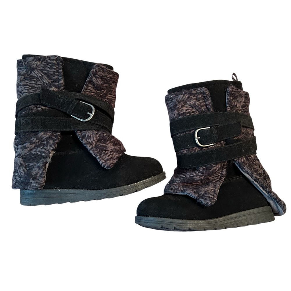 MUK LUKS women’s Nikki Belt-Wrapped Boots, size 6